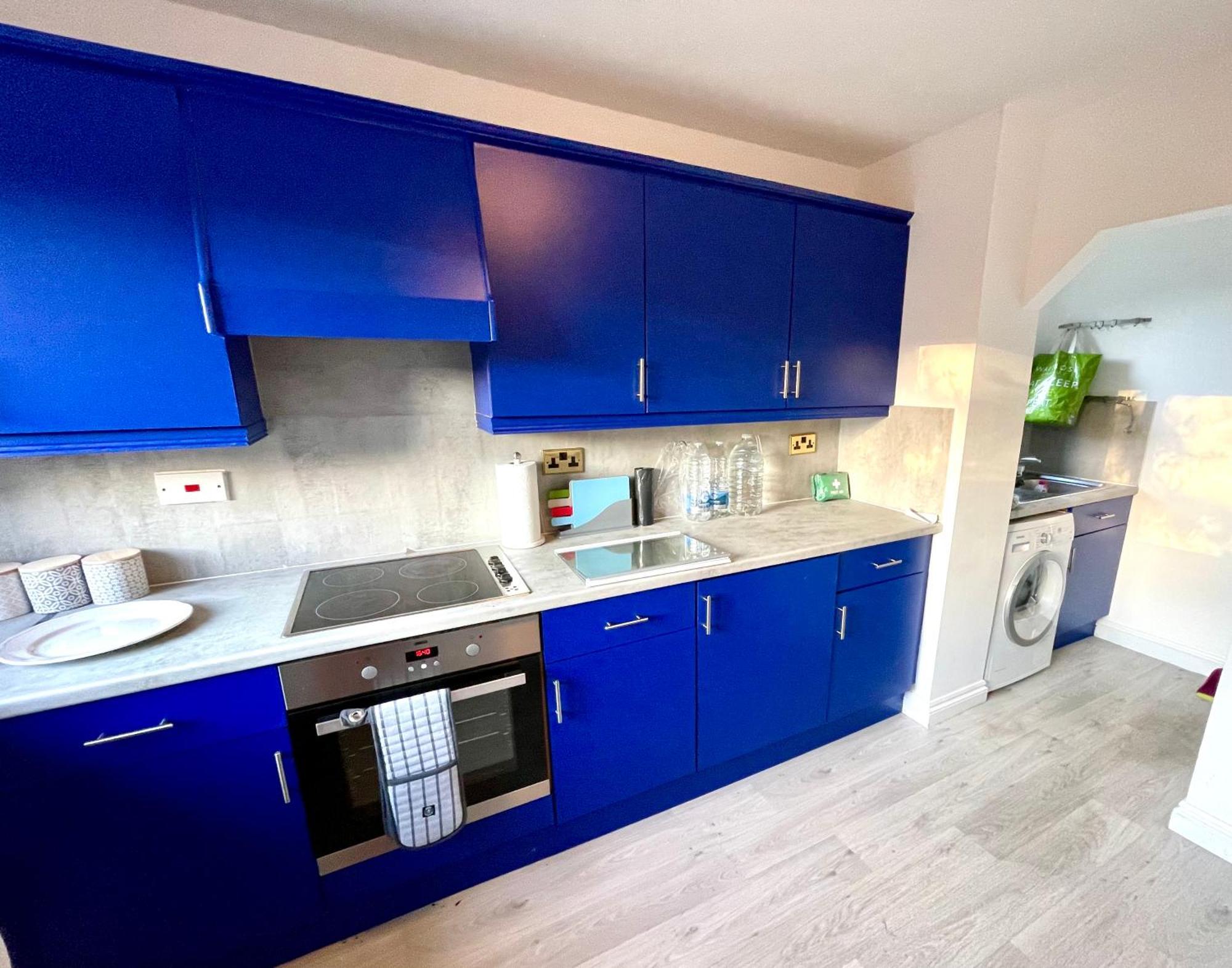 Large 5 Bed Detached House Near Stansted Airport With Parking For 2 Vehicles! Stansted Stays 스탠스테드마운트핏체트 외부 사진
