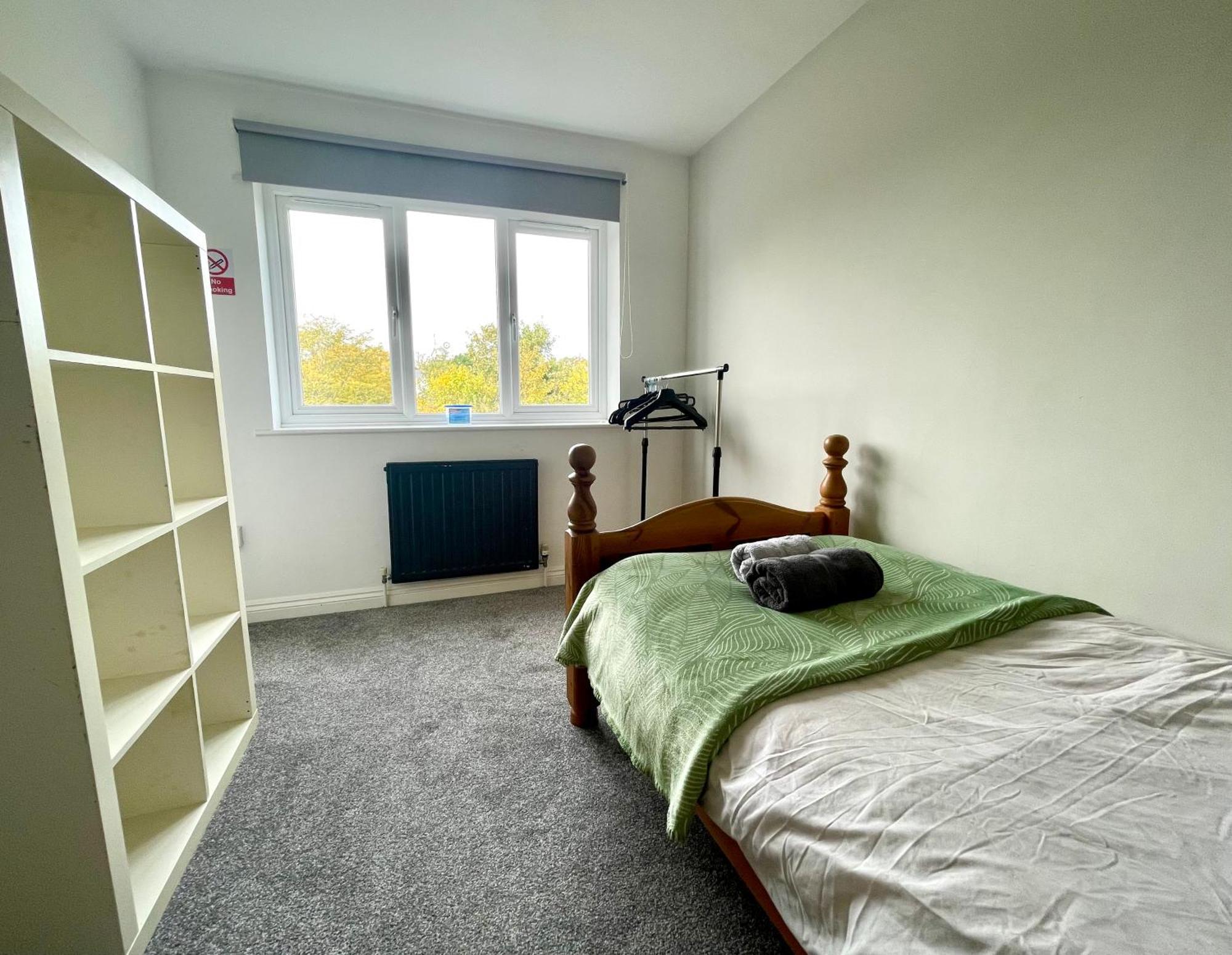 Large 5 Bed Detached House Near Stansted Airport With Parking For 2 Vehicles! Stansted Stays 스탠스테드마운트핏체트 외부 사진